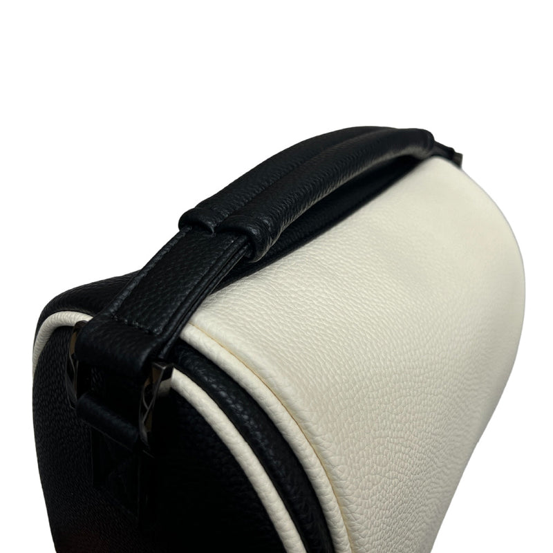 シューズケース