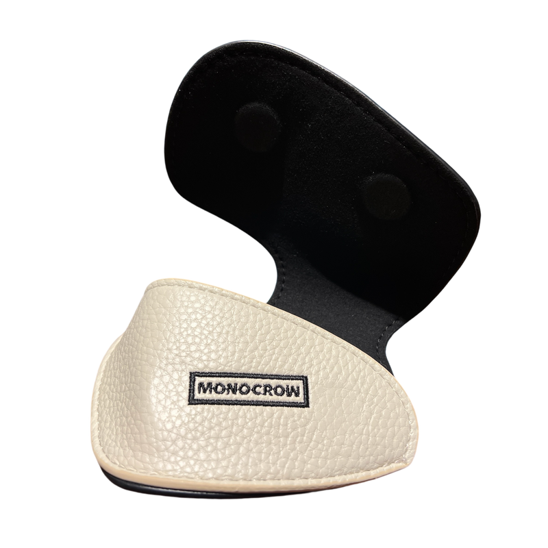 アイアンカバー ロゴ内側