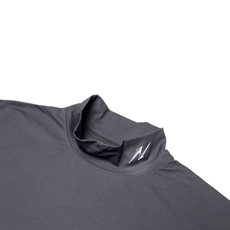 長袖モックネックシャツ